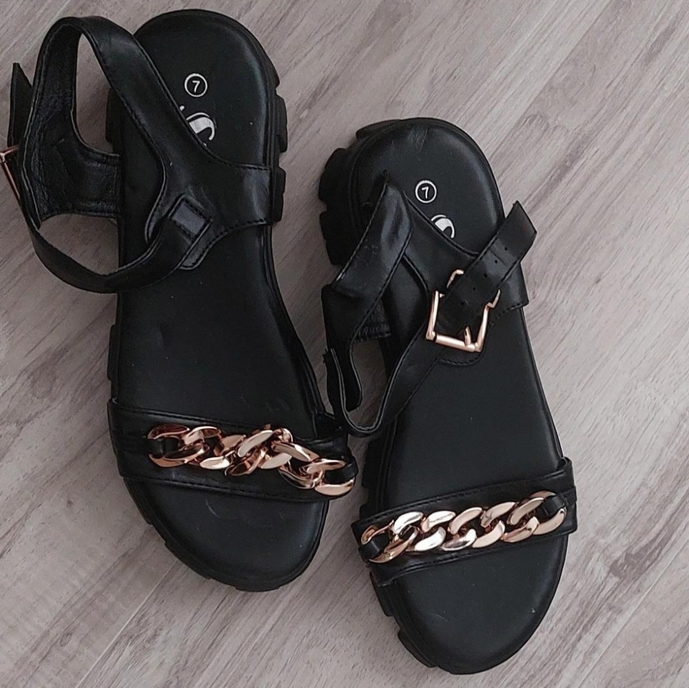 Black Sandals with Gold Chain Accent